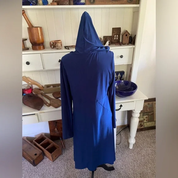 Compli K - Picture 2 of 3